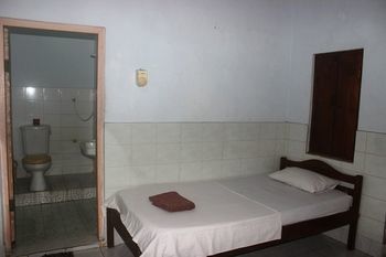 פדנגבאי Serangan Inn 1 מראה חיצוני תמונה